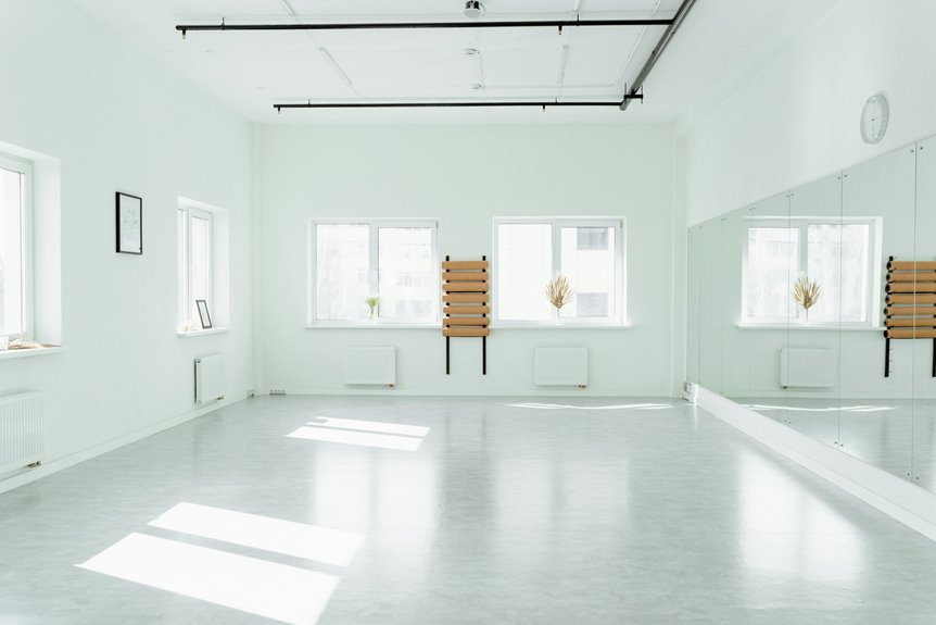creative ways for bare wall breakdown